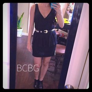 BCBGeneration Black Peplum Draped Mini Dress XS Keyhole VNeck Sleeveless Stretch